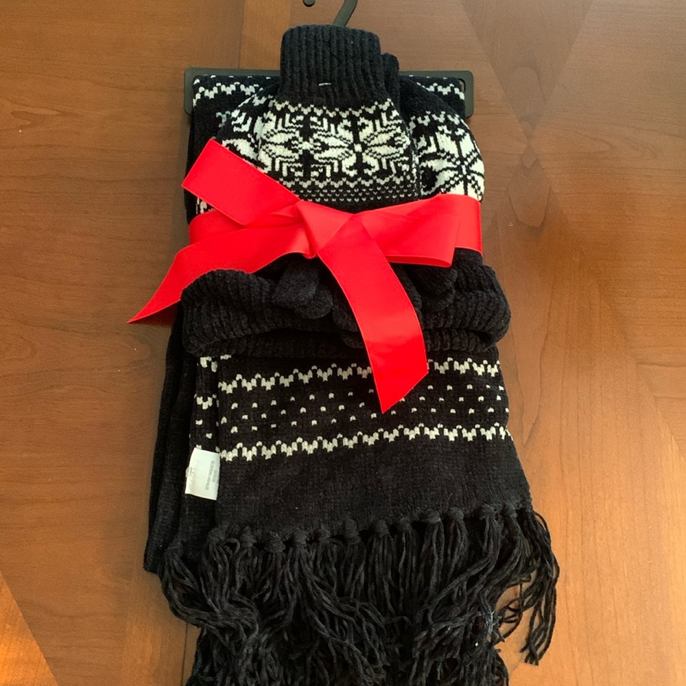 Black Holiday Theme 3PC Set